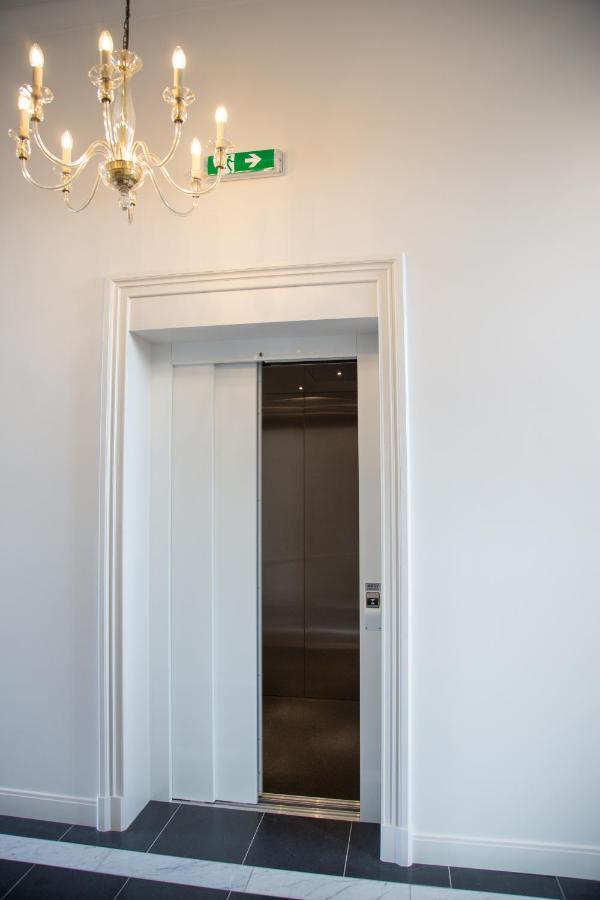 B&B groepsaccommodatie De Pastorie Lage Mierde Buitenkant foto