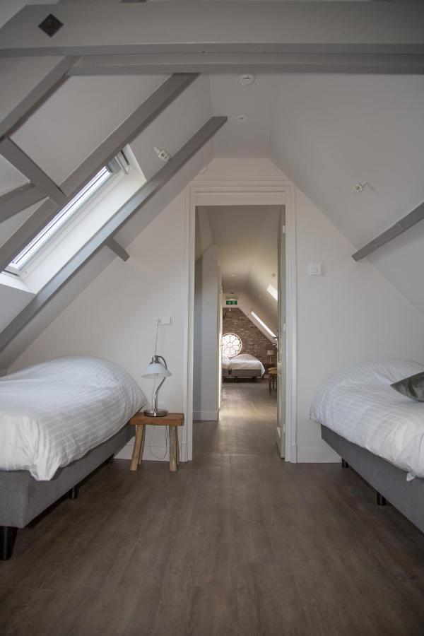 B&B groepsaccommodatie De Pastorie Lage Mierde Buitenkant foto