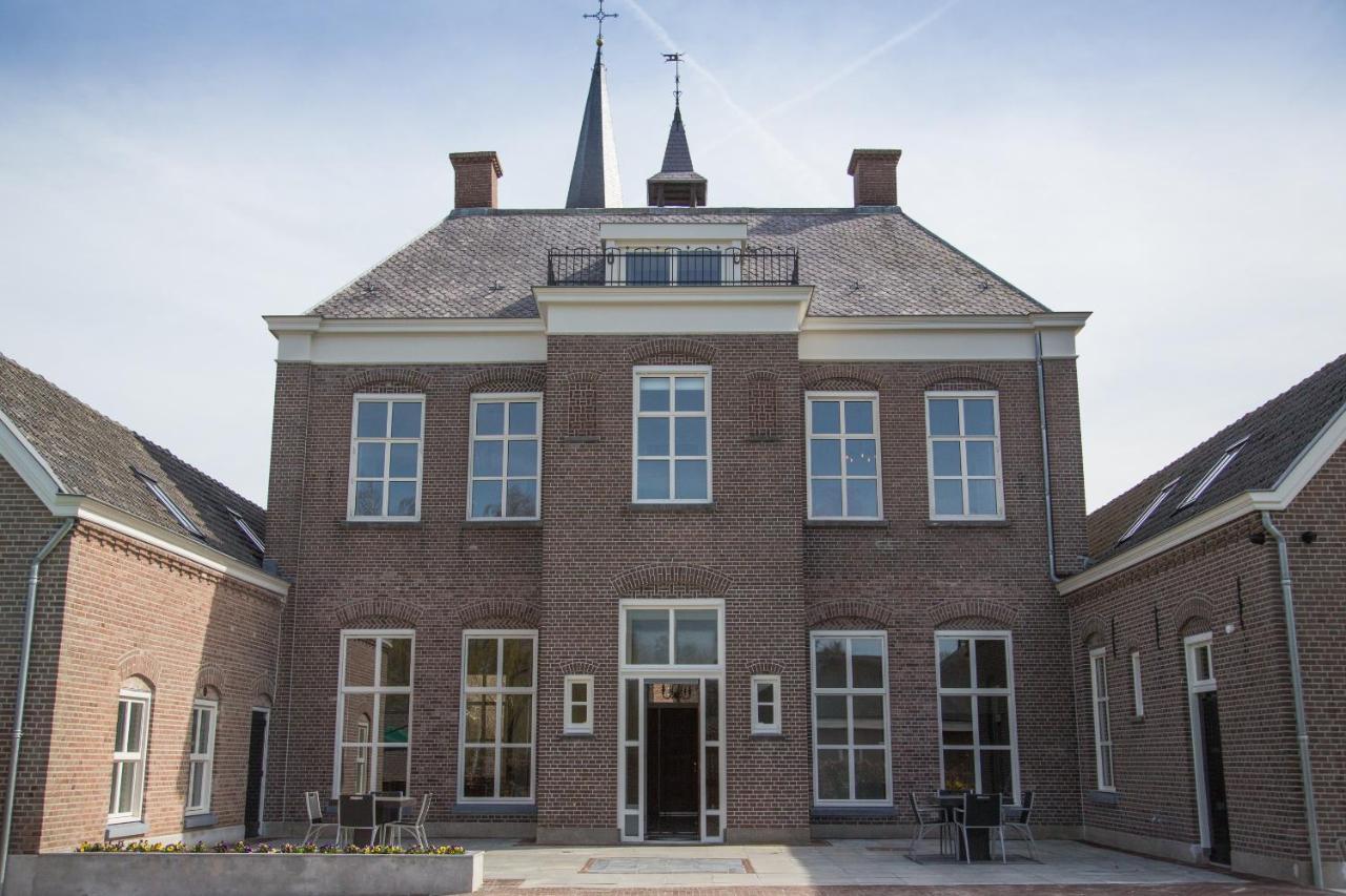 B&B groepsaccommodatie De Pastorie Lage Mierde Buitenkant foto
