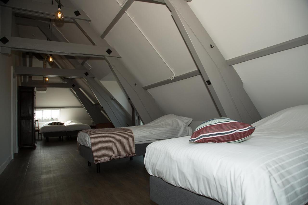 B&B groepsaccommodatie De Pastorie Lage Mierde Buitenkant foto