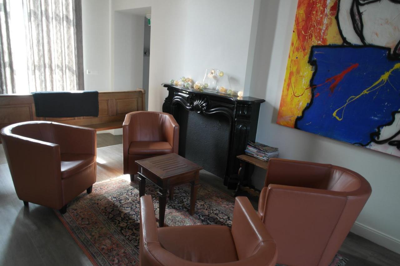 B&B groepsaccommodatie De Pastorie Lage Mierde Buitenkant foto