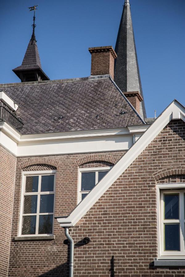 B&B groepsaccommodatie De Pastorie Lage Mierde Buitenkant foto